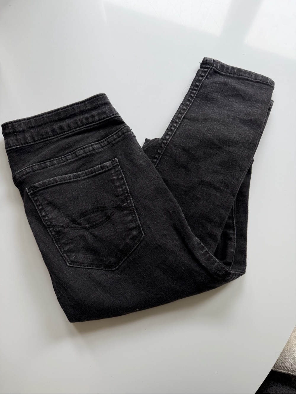 Abercrombie & Fitch Black Women's Stretch Skinny Jeans